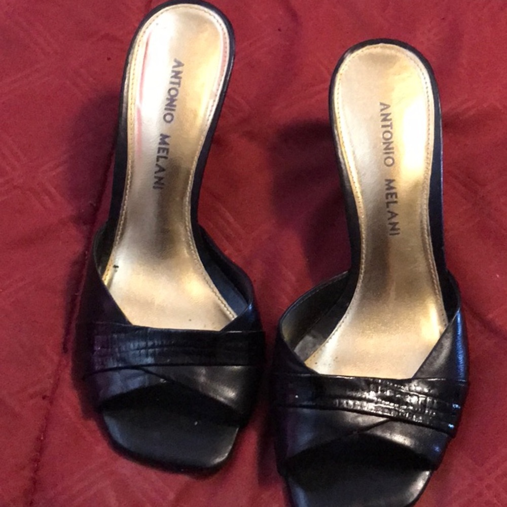 Antonio Melani Black Leather Sandal